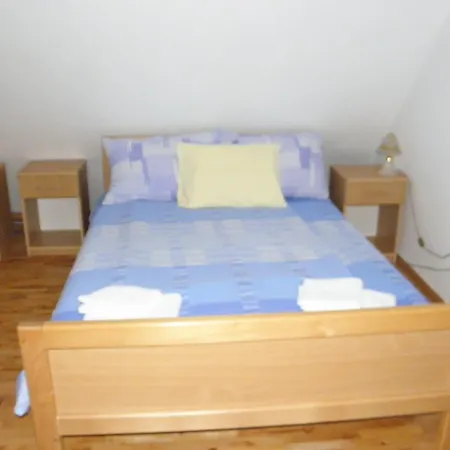 Guest house Pahuljica 3*